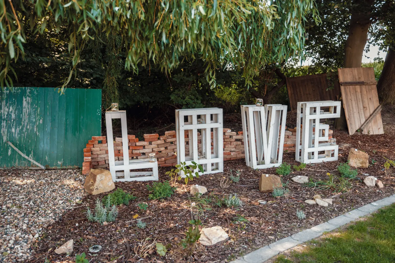 Fachwerk16, Event-Dekoartikel, Liebeszeichen aus Holz